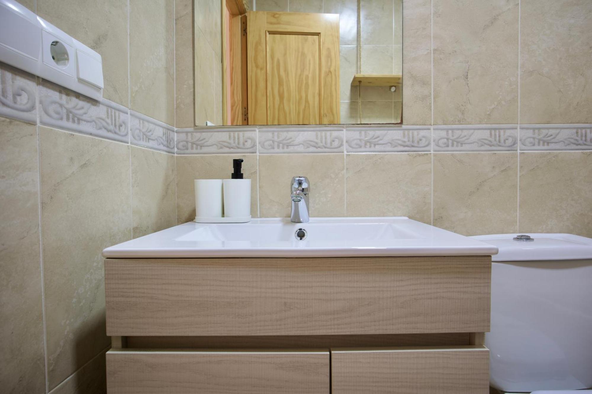 Bonito Apartamento Cerca De La Playa De Торокс Екстериор снимка